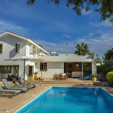 At Last You Can Rent The Perfect Luxury In Larnaca, Larnaca 1392 * Perivólia